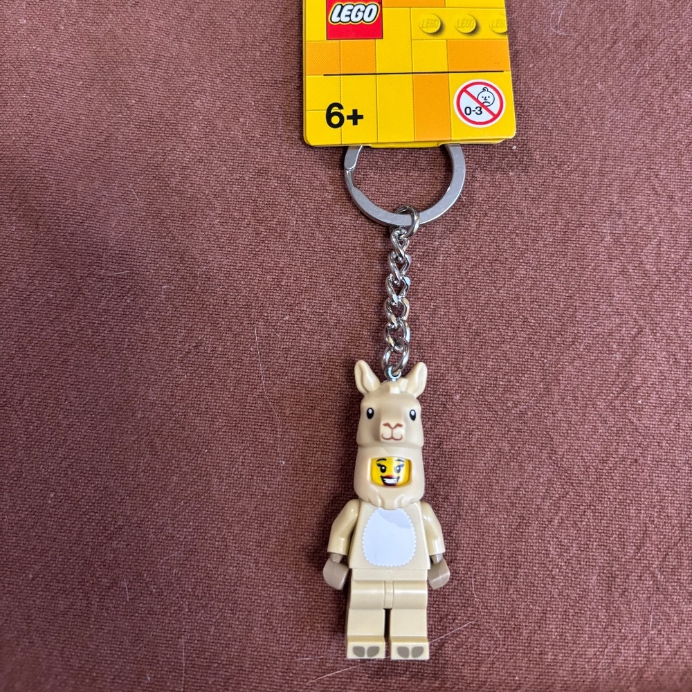 LEGO "Llama Girl Key Chain" 854081 WITH TAG